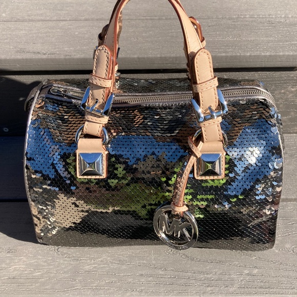 MICHAEL Michael Kors Silver Sequins and Calf Leather Medium Grayson Boston Bag - Picture 1 of 16